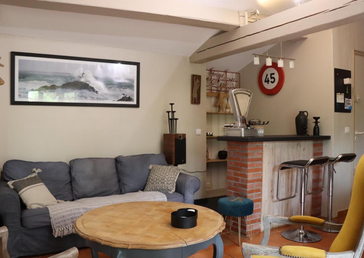 Grand Loft De Charme, Place Du Village A Thuir Exteriér fotografie